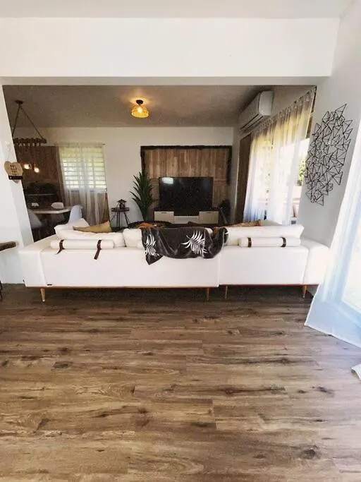Islote Tribeka Houseヴィラ 別荘