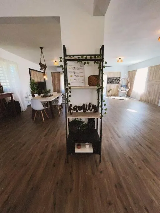別荘 Islote Tribeka Houseヴィラ