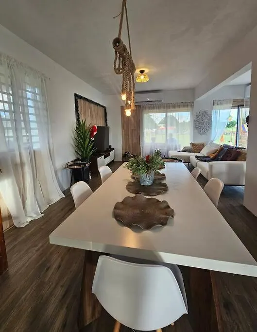Tribeka House Villa Islote